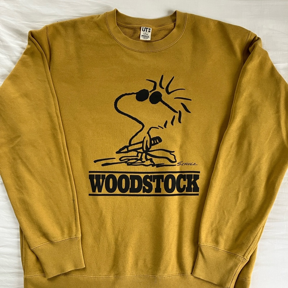 Cozy, Crazy-Comfy Uniqlo Cool Woodstock Graphic Crewneck Sweatshirt